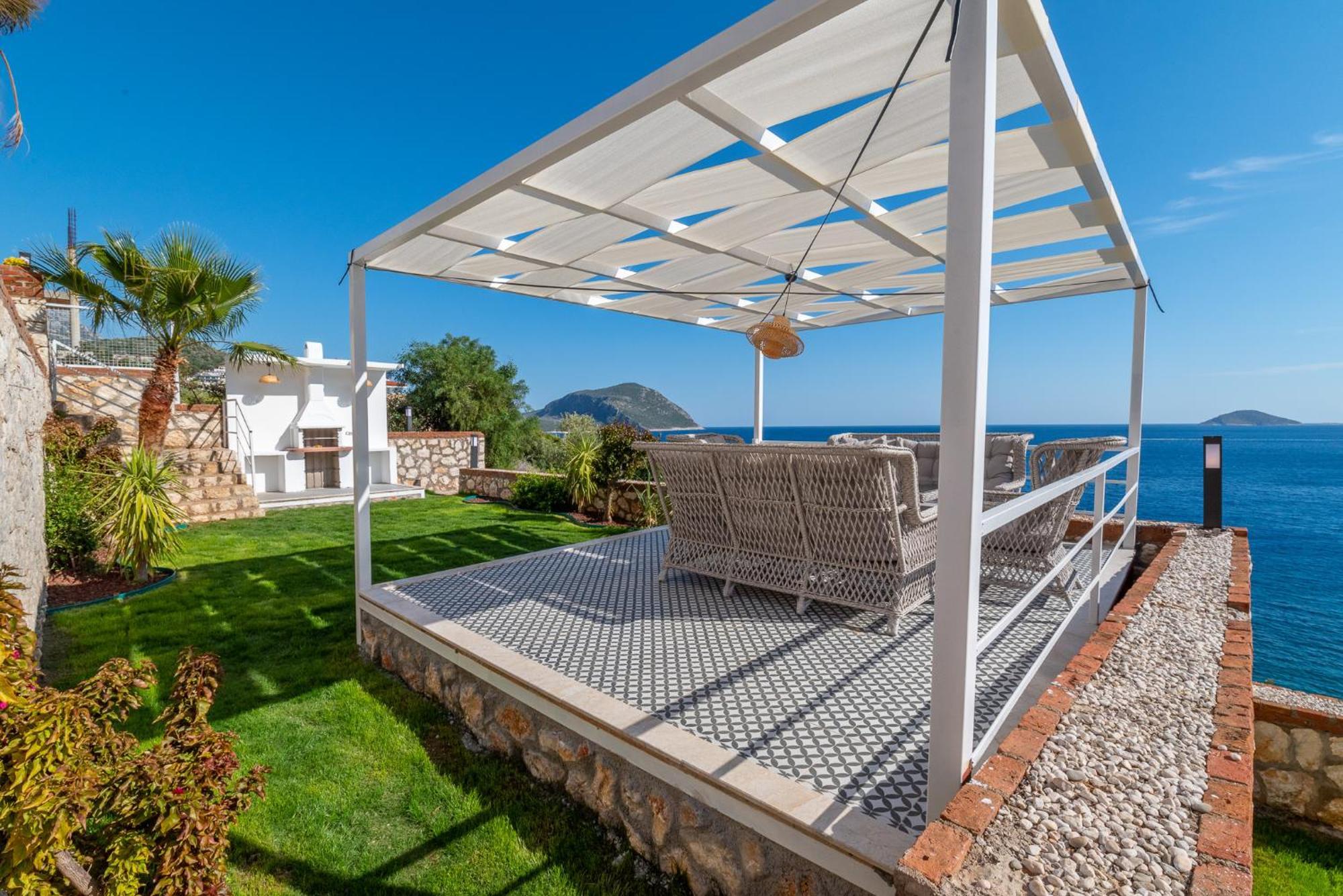 Beachfront White Villa With Private Swimming Pool Kalkan Kültér fotó