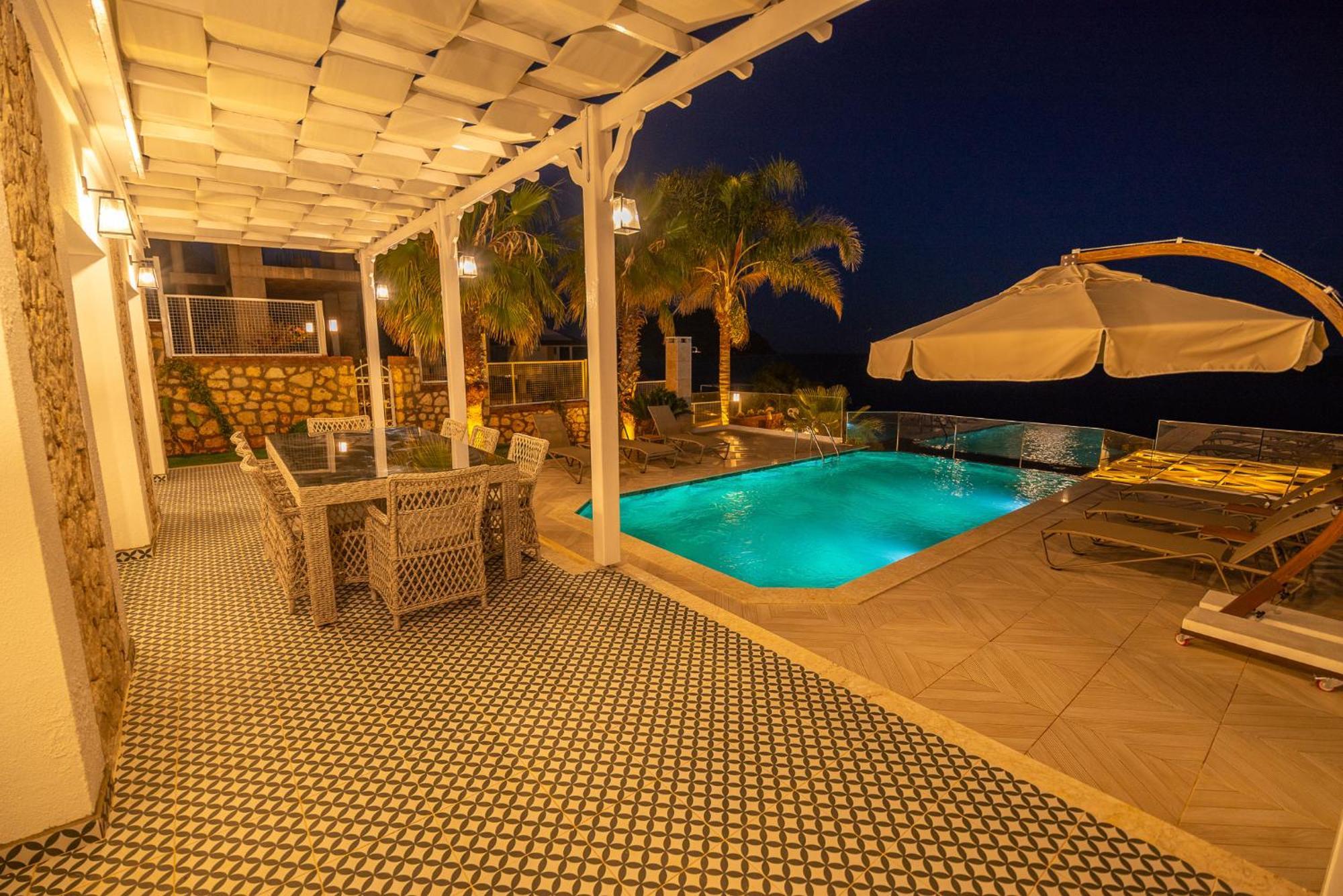 Beachfront White Villa With Private Swimming Pool Kalkan Kültér fotó
